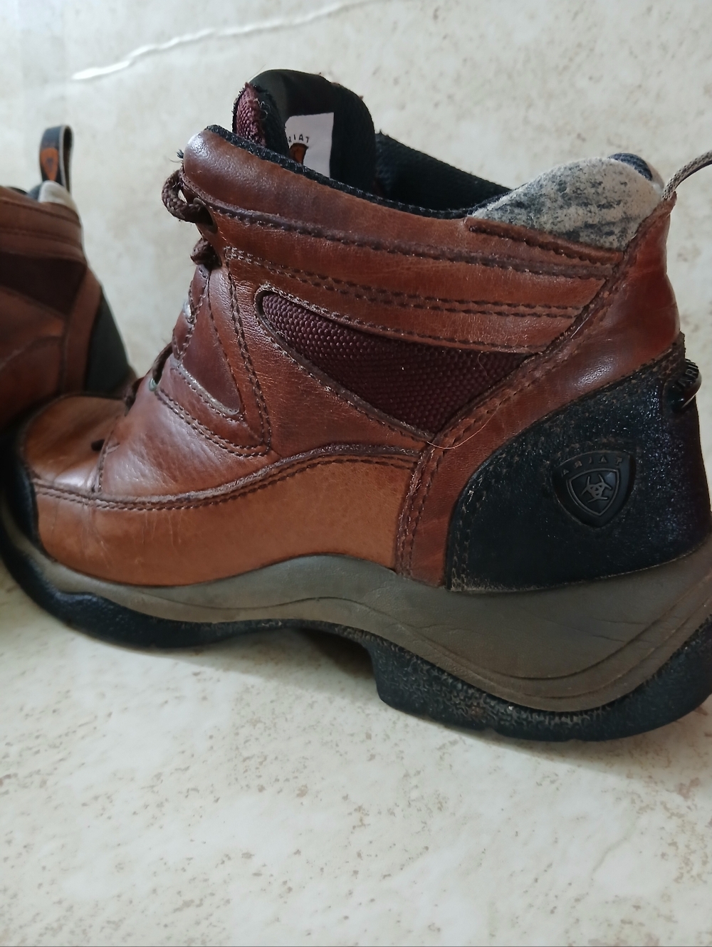 Ariat Brown Full Grain Leather Men’s Work/Hiking Boots with Black Outsole Sz 6B - Picture 3 of 13